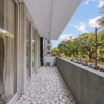 Alquiler Departamento de 3 ambientes, toilette, balcón corrido al frente, Amenities en Belgrano