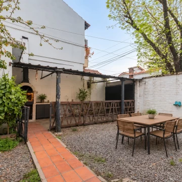 Casa en Esquina | 4 Ambientes | Patio | San Antonio de Padua