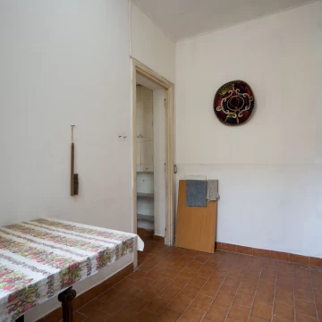 VENTA. DEPARTAMENTO 2 AMBIENTES. LUMINOSO. RECOLETA