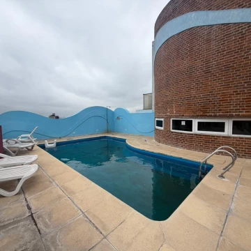Alquiler departamento 2 ambientes con balcón en Ramos Mejia Centro