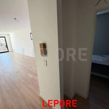 DEPARTAMENTO CON 4 AMBIENTES CON BALCON