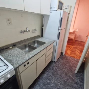 VENTA DEPARTAMENTO 2 AMBIENTES RECOLETA