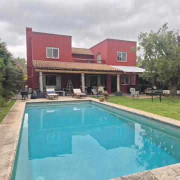 Casa  en Alq. Temporario en Santa Barbara, Tigre, G.B.A. Zona Norte
