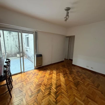 Alquiler Departamento 2amb con patio en Recoleta