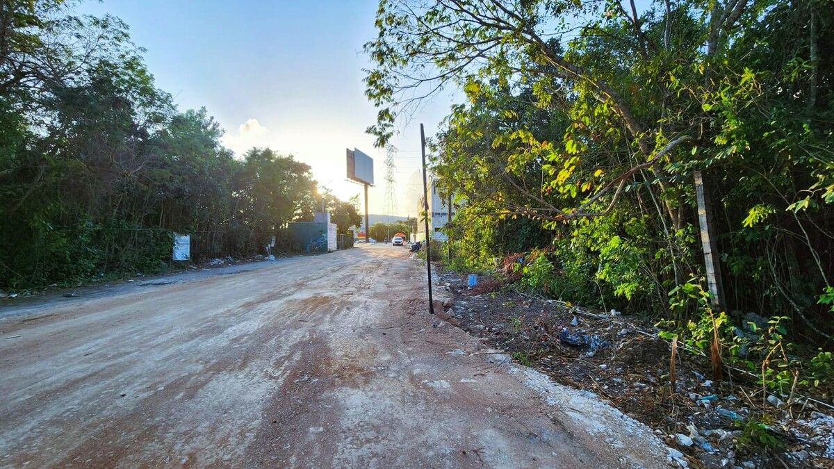 TERRENO MULTIFAMILIAR AV HUAYACAN