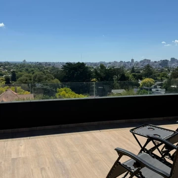 Venta Departamento 3 ambientes zona Playa Grande con terraza propia