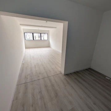 Oficina premium en alquiler, zona Parque España, Rosario
