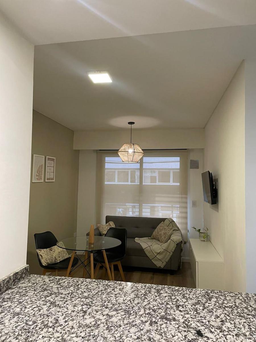 Departamento de un dormitorio en venta en Rosario.
