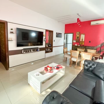 CASA VENTA AVELLANEDA 4 DORMITORIOS CON TERRAZA