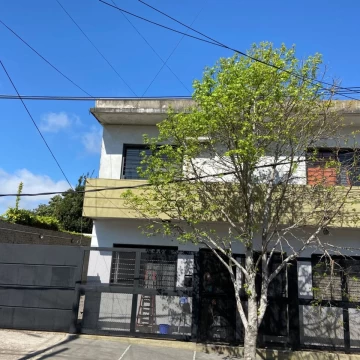 ALQUIER DUPLEX EN BERNAL