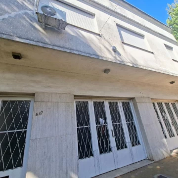 ALQUILER DEPTO 3 AMB CON TERRAZA, BERNAL CENTRO