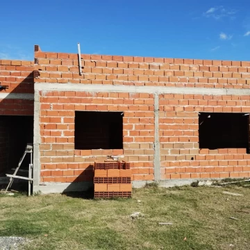 VENTA CASA en construcción ESTILO CAMPO EZEIZA