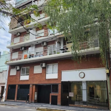 DEPARTAMENTO 3AMB CON PATIO BOEDO PQUE PATRICIOS