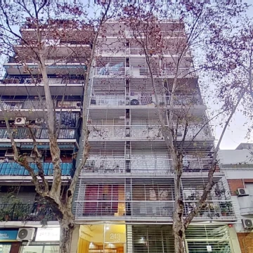 MONOAMBIENTE APTO PROF. CON AMENITIES MAS COCHERA FIJA EN ALMAGRO