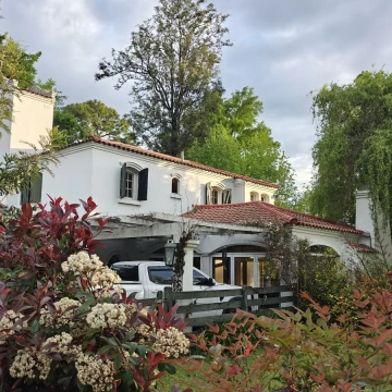 Casa en venta de 4 dormitorios con piscina en Mapuche Country Club, Pilar | Lote de 1.300 m²