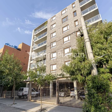 Venta departamento 3 ambientes en Haedo Norte