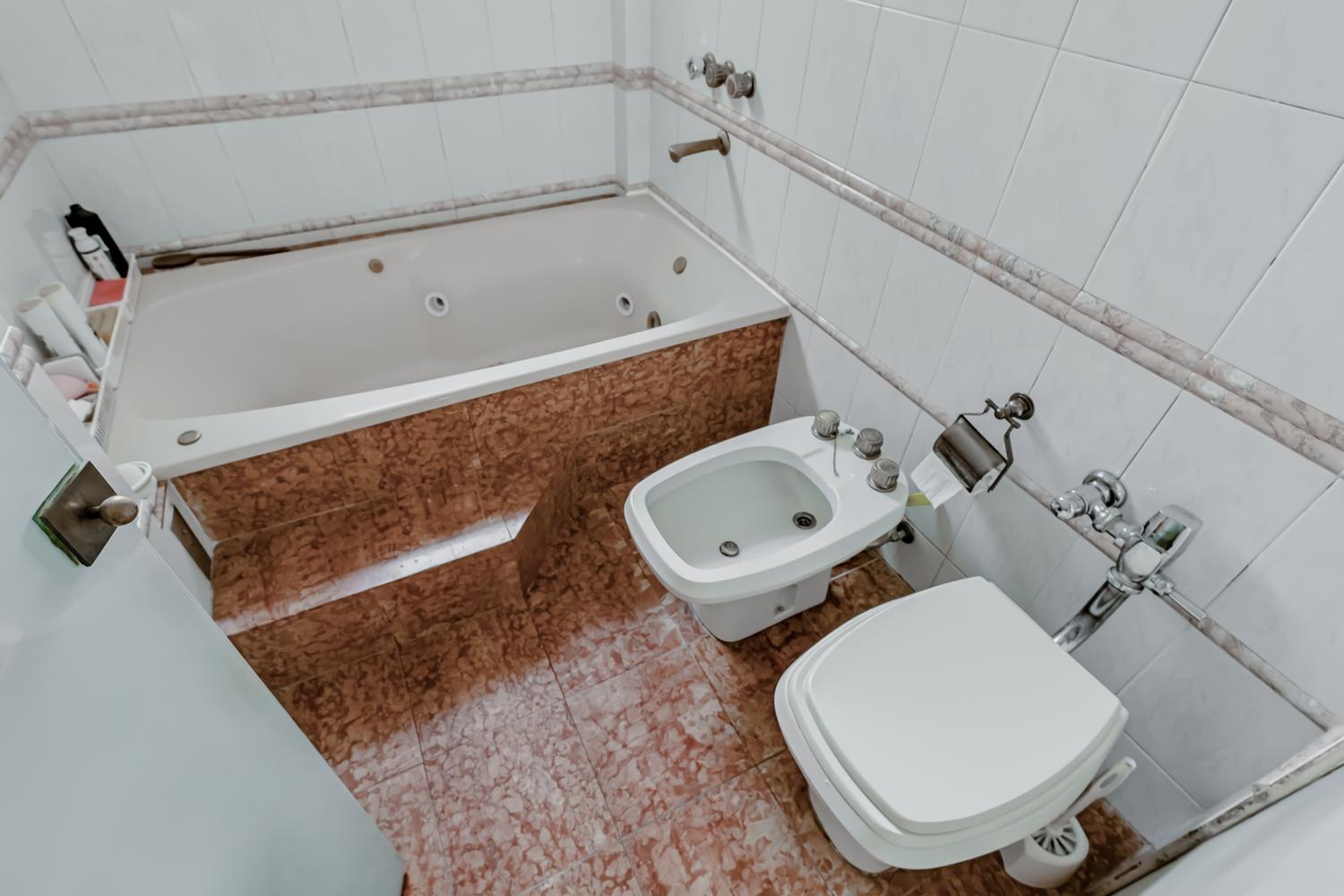Baño en suite habitación principal