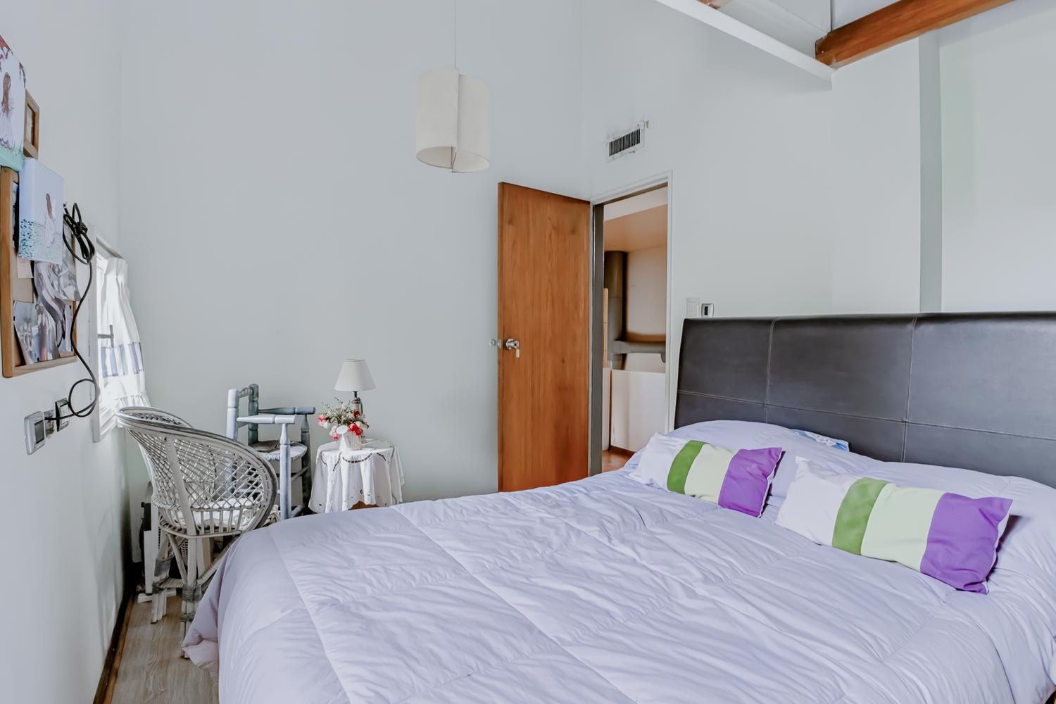 Tersera habitación con entrepiso vestidor