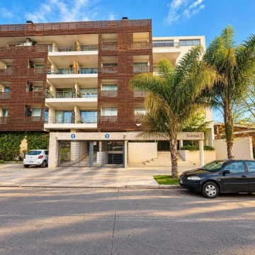 Departamento  en Alquiler en Tigre, G.B.A. Zona Norte, Argentina