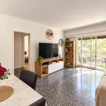 Alquiler Departamento de 3 ambientes con Balcón Corrido - Almagro
