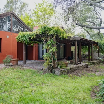 Excepcional casa de 4 dormitorios en Real de San Carlos
