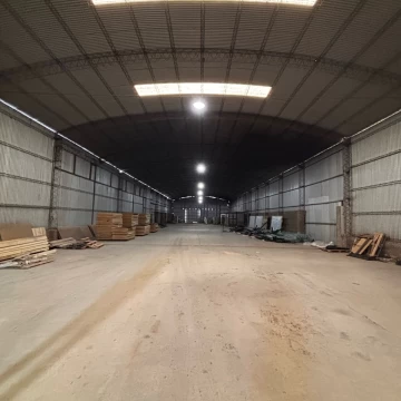 ALQUILER: GALPON EN PARQUE INDUSTRIAL ALVEAR