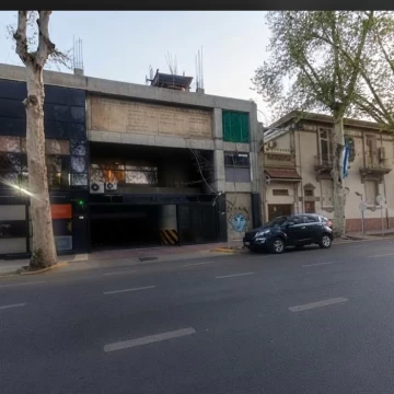 Cochera en Microcentro calle Gutierrez