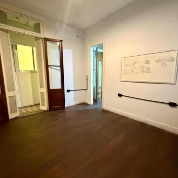 1792178235.jpg