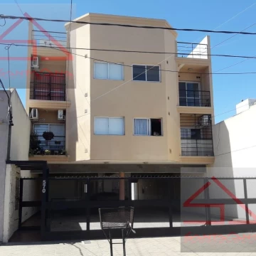 Departamento en  venta, OPORTUNIDAD!! 2ambientes con balcón y cochera,   Apto crédito!!