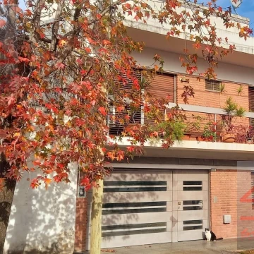 Venta casa 5 ambientes