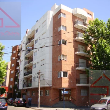 Departamento 3 amb. c/cochera - Ramos Mejia