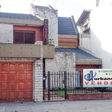 Casa en  Venta 5 amb. San Justo Centro