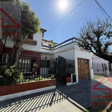 Venta Chalet  5 Amb. - Ramos Mejia 