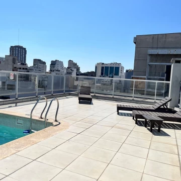 VENTA BELGRANO MONOAMBIENTE PILETA PARRILLA LAUNDRY SAUNA TERCER PISO 35 m2 CON BALCON DE 6 m2