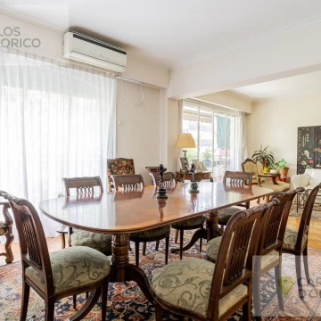 Venta depto  4 amb con dependencia Barrancas de Belgrano. opcion alquiler de cochera!