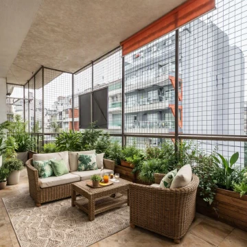 VENTA PISO 4 AMBIENTES, BAULERA Y 2 COCHERAS CUBIERTAS