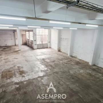 EXCEPCIONAL PROPIEDAD INDUSTRIAL Y COMERCIAL (Galpon/Deposito)