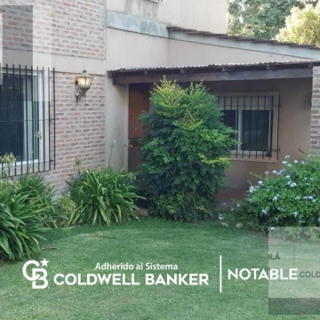 VENTA de casa quinta calle 28 y 409  La Plata
