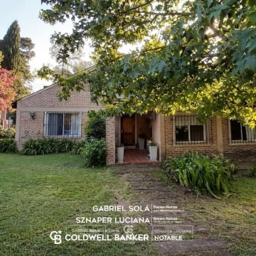 VENTA/  Casa Quinta  170m2 28 1782 La Plata