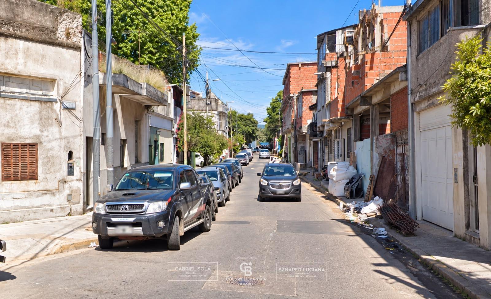 Calle y entorno - imagen mejorada