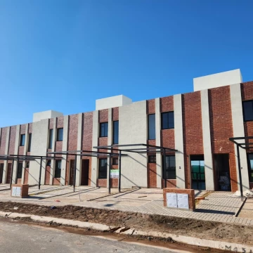 DUPLEX EN DOCTA 2 DORMITORIOS, ALQUILADO EXCELENTE RENTA