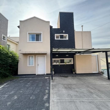Casa en venta en barrio La Estanzuela 