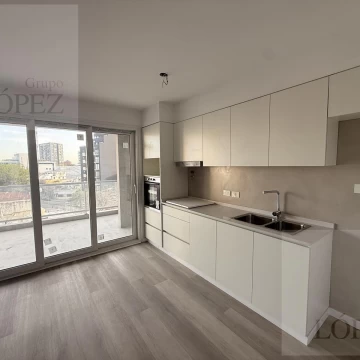 Venta Departamento Villa Urquiza - Monoambiente divisible con balcón aterrazado - A Estrenar