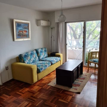 Alquiler apartamento dos dormitorios amueblado en Pocitos