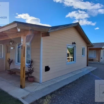 SE VENDE COMPLEJO CON 2 CASAS DE DOS DORMITORIOS EN JUNIN DE LOS ANDES