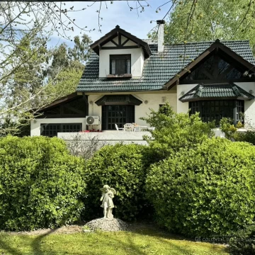 Venta casa en doble terreno de 2350m2 ! OPORTUNIDAD