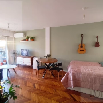 Alquiler Departamento en Florida, monoambiente con balcón