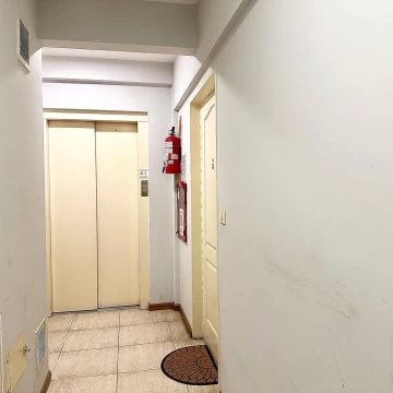 1792438050.jpg