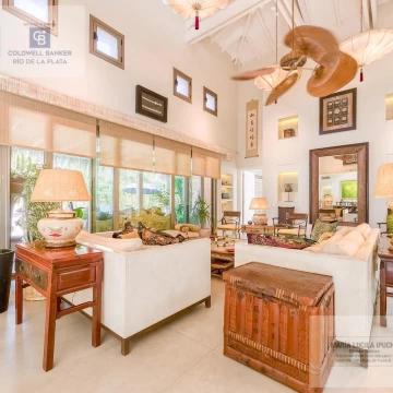 Casa en Venta - 3 Dormitorios - Mayling CC