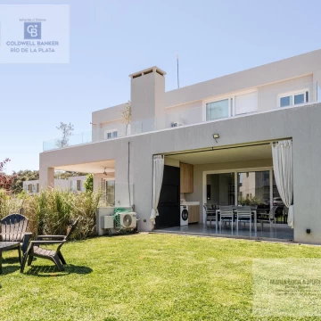 Venta. Townhouse 3 dorm - oportunidad - La Calesa - Pilara